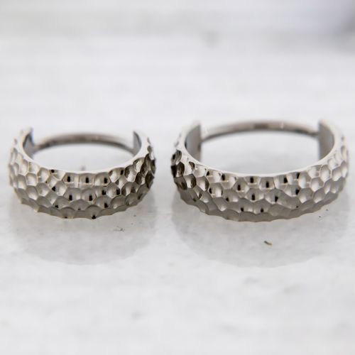 18G Titanium Hinged Ring With Hammered Texture Side