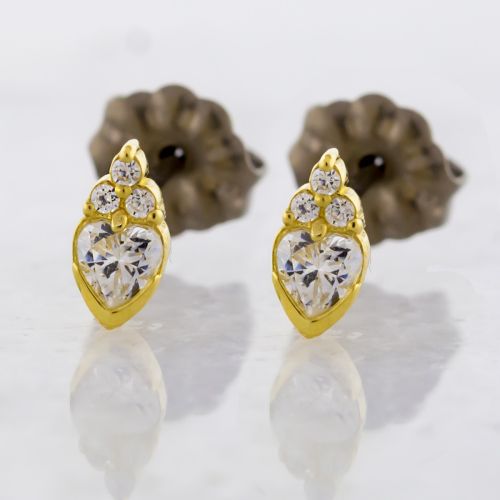 TITANIUM EARRING STUD WITH 18KT GOLD SACRED HEART