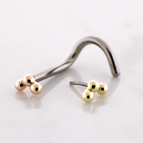 Titanium Threadless Nose Screw With 14kt Three Bead Cluster End