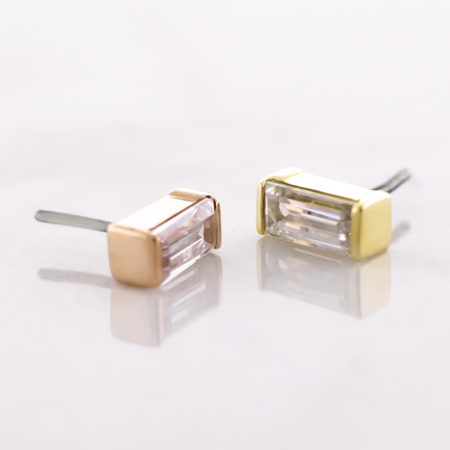 14KT Gold Threadless End Baguette-cut CZ