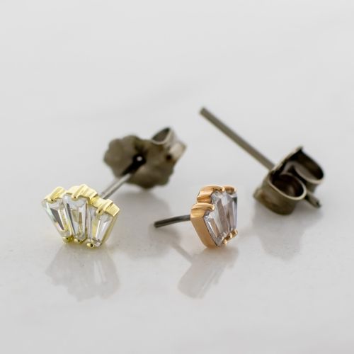 Titanium Threadless Earring With 14kt Baguette Trio End