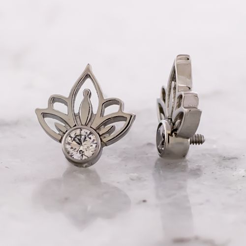 Titanium Internally Threaded End - Lotus w/ CZ 18G-14G