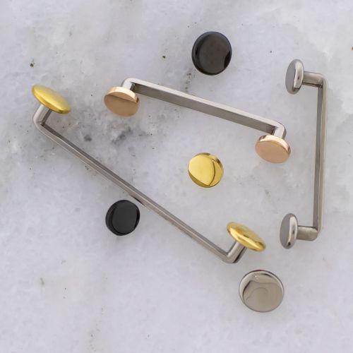 14G TITANIUM FLAT SURFACE BARBELL W/ FLAT DISC