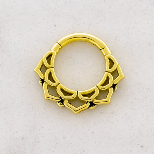 18kt Gold Lotus Filigree Hinged Ring